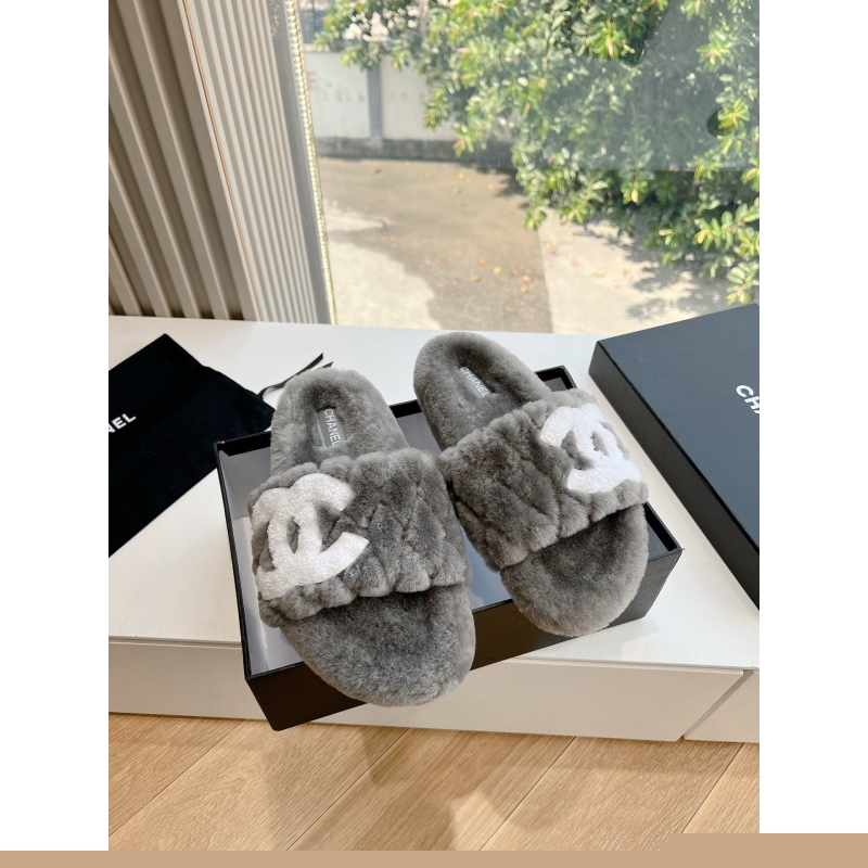 Ch*el slippers